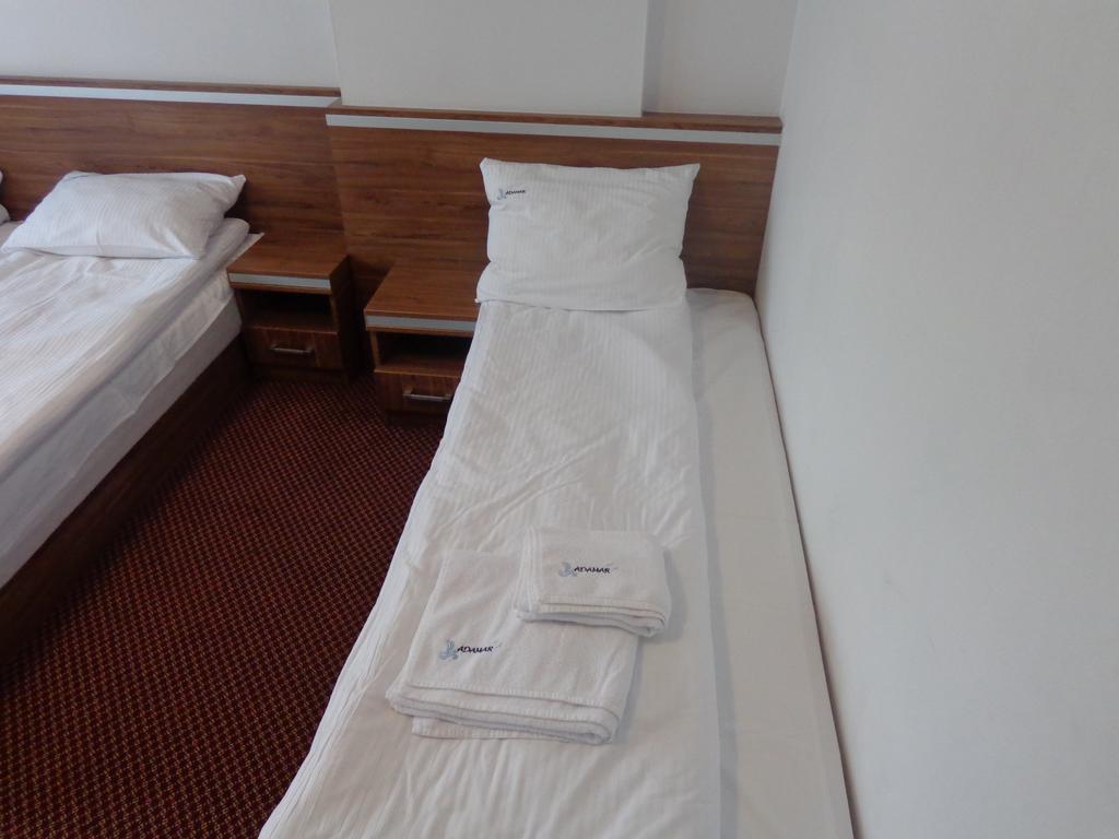 Adamar Jastrzebia Gora Bed and Breakfast Værelse billede