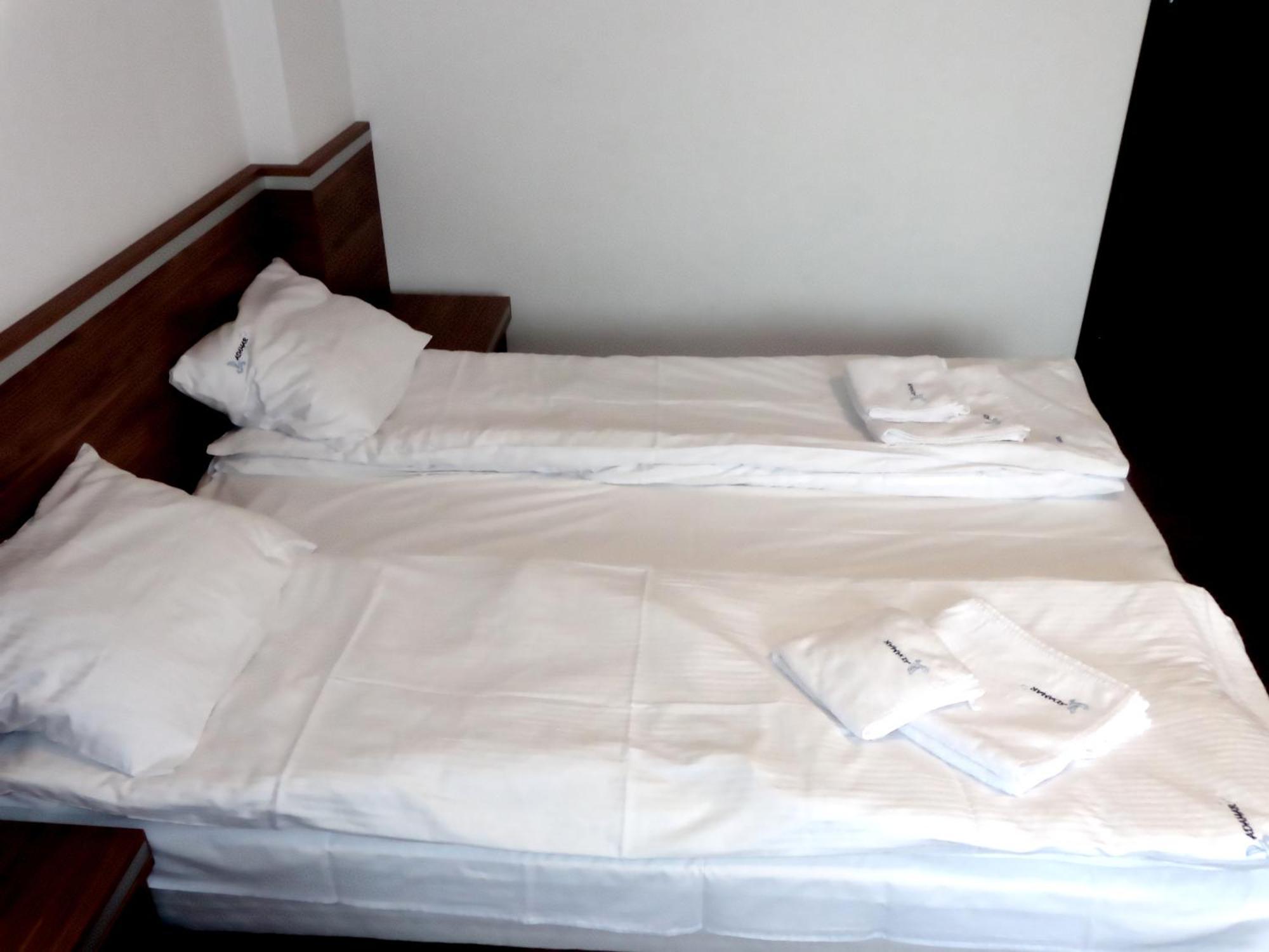 Adamar Jastrzebia Gora Bed and Breakfast Værelse billede