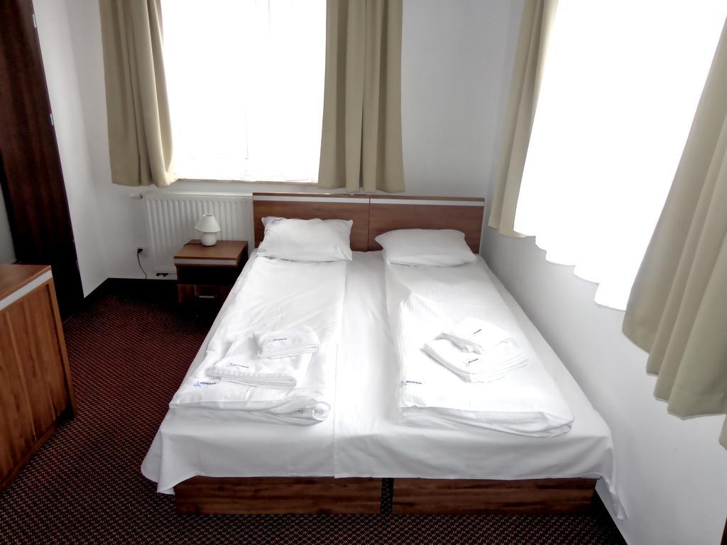 Adamar Jastrzebia Gora Bed and Breakfast Værelse billede