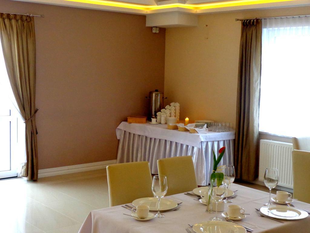 Adamar Jastrzebia Gora Bed and Breakfast Eksteriør billede