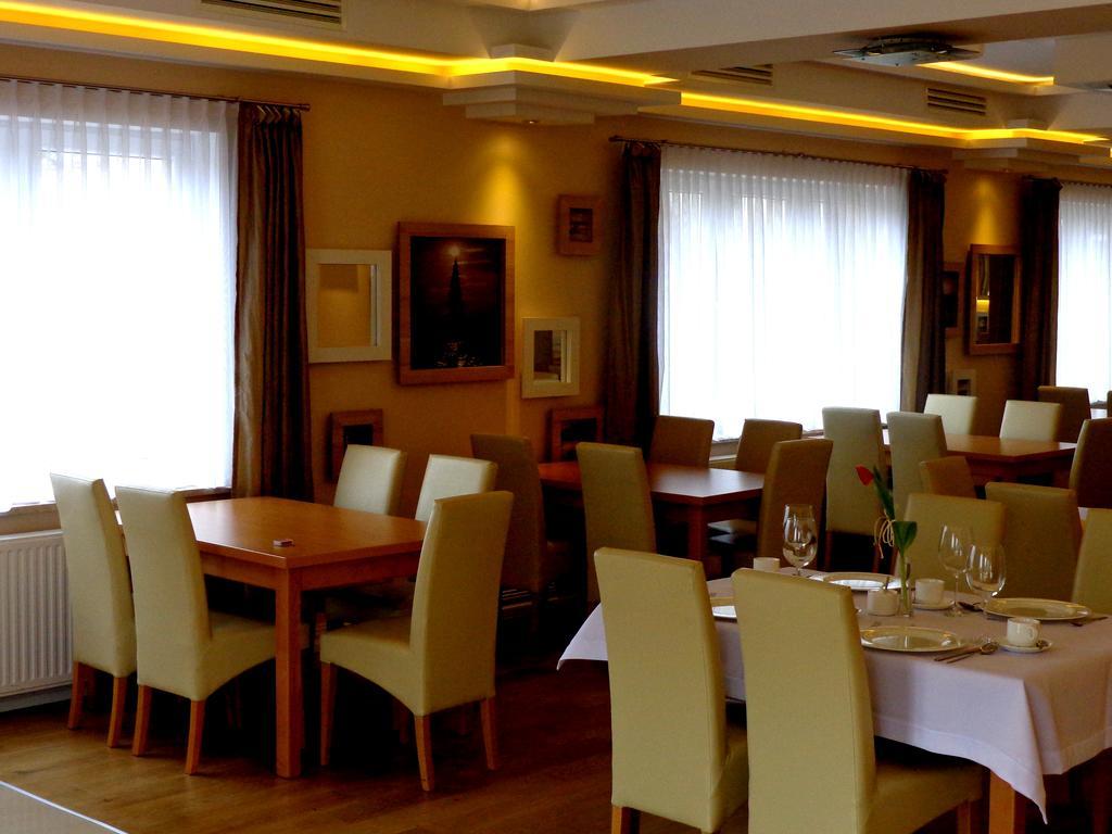 Adamar Jastrzebia Gora Bed and Breakfast Eksteriør billede