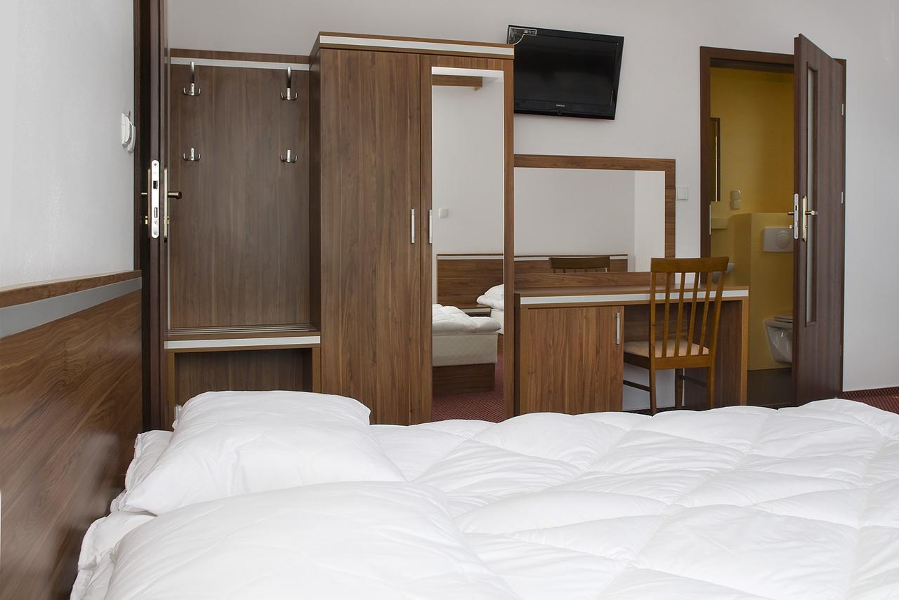 Adamar Jastrzebia Gora Bed and Breakfast Eksteriør billede