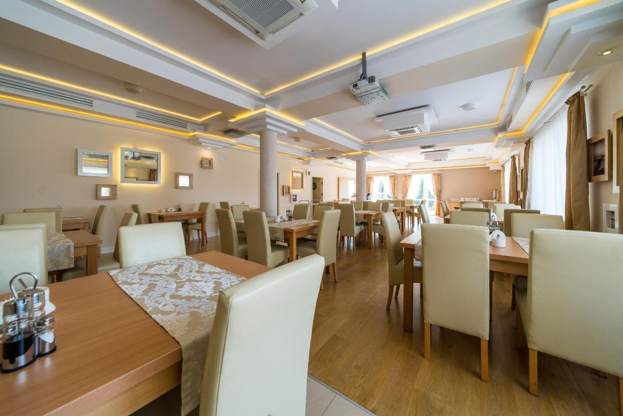 Adamar Jastrzebia Gora Bed and Breakfast Eksteriør billede