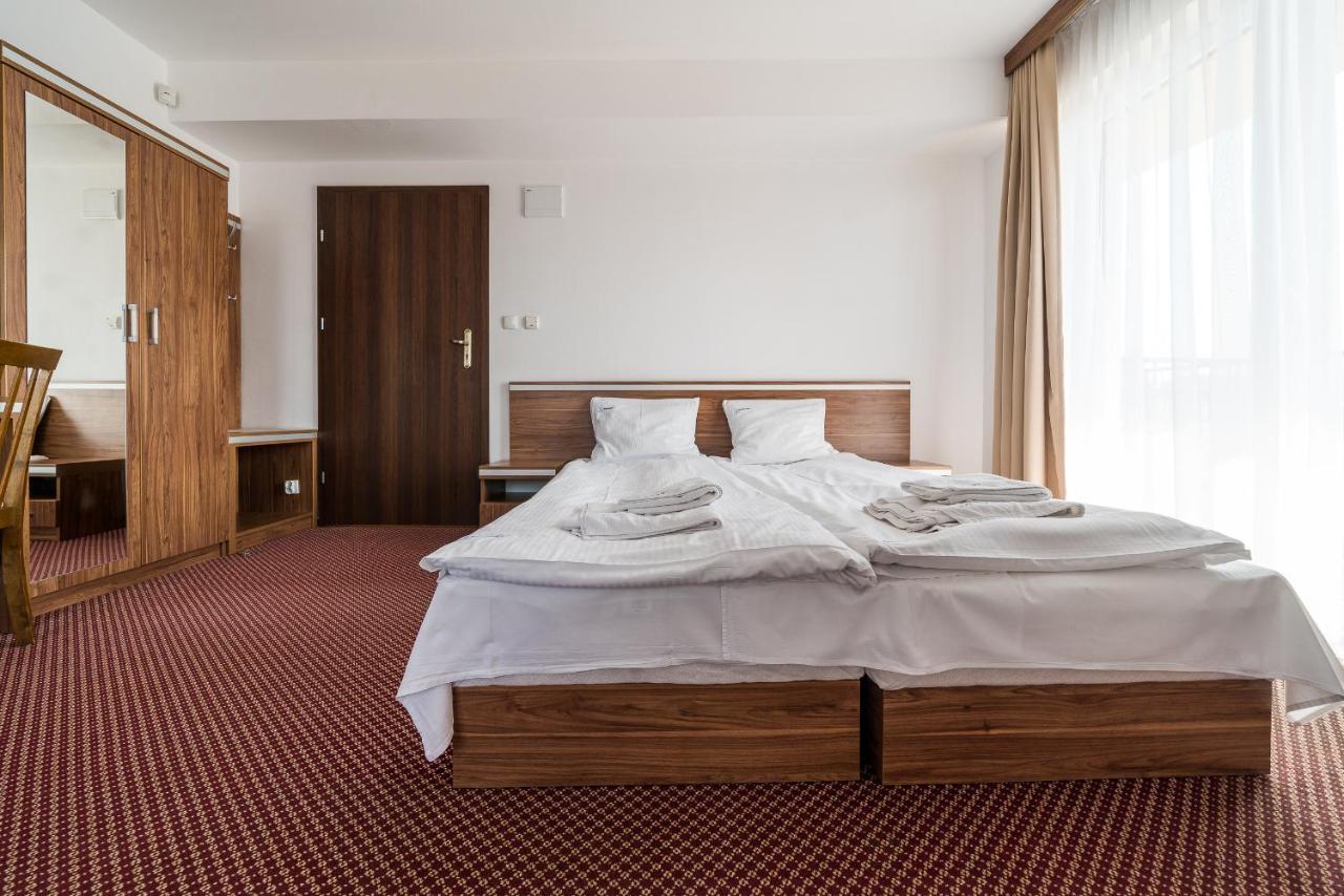 Adamar Jastrzebia Gora Bed and Breakfast Eksteriør billede