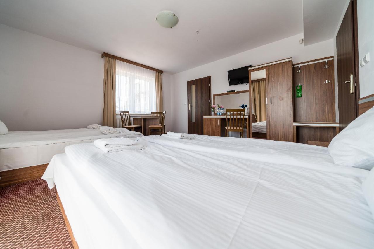 Adamar Jastrzebia Gora Bed and Breakfast Eksteriør billede