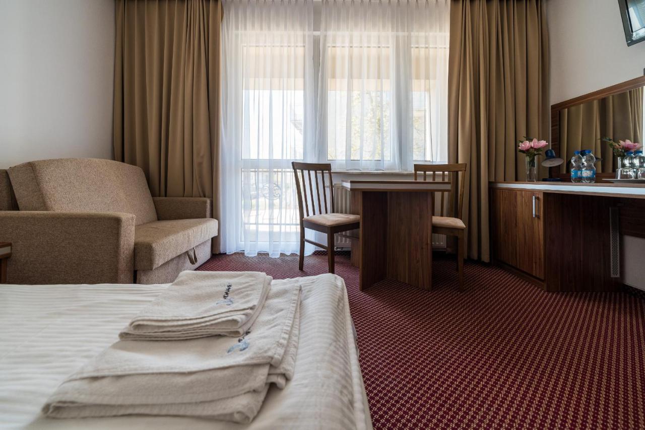Adamar Jastrzebia Gora Bed and Breakfast Eksteriør billede
