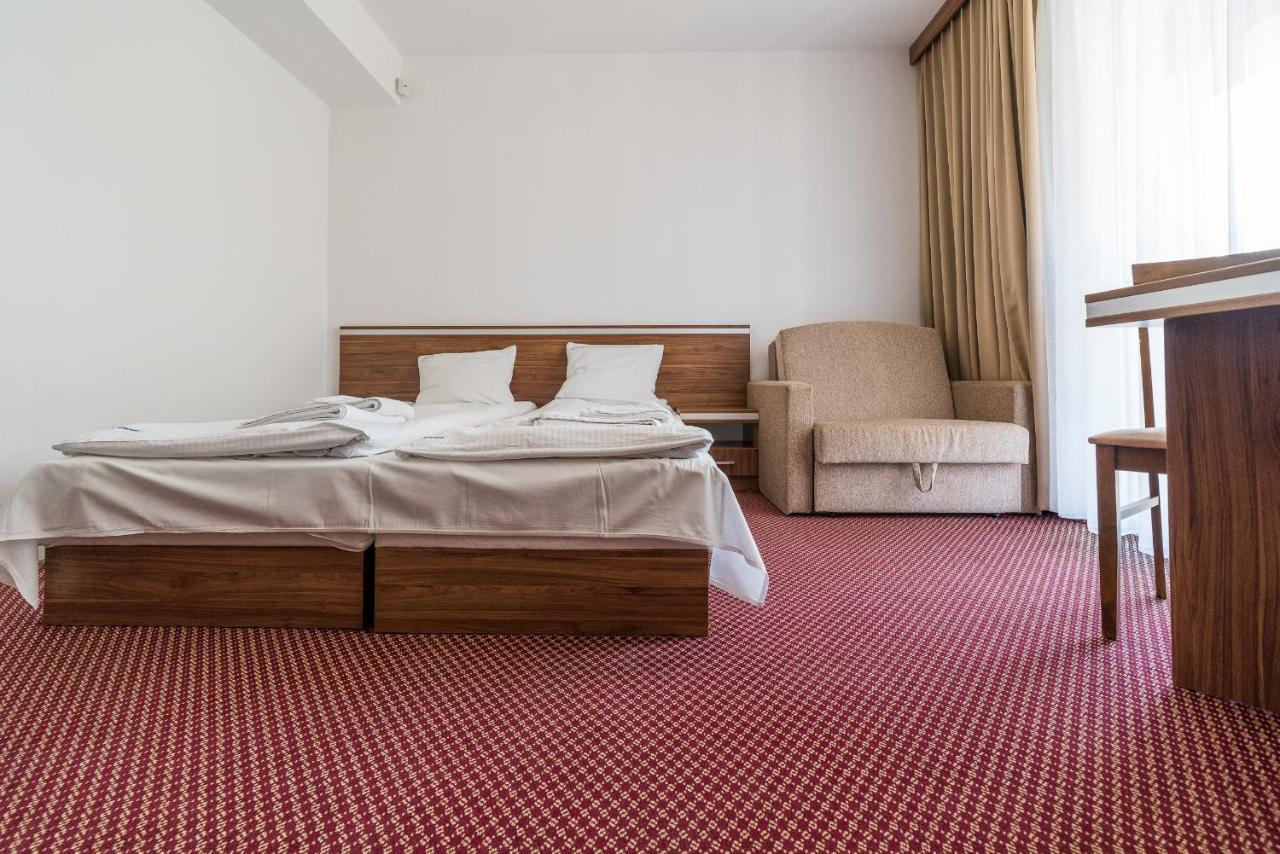Adamar Jastrzebia Gora Bed and Breakfast Eksteriør billede